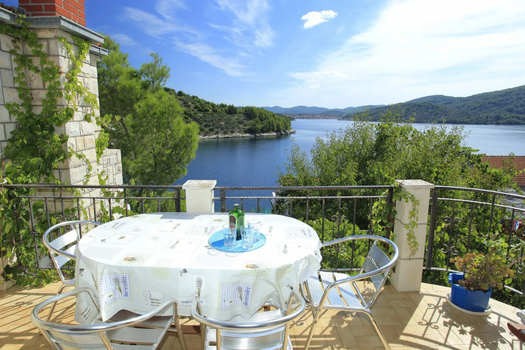 Holiday house Niso - with pool Cove Mikulina luka (Vela Luka), Island Korcula