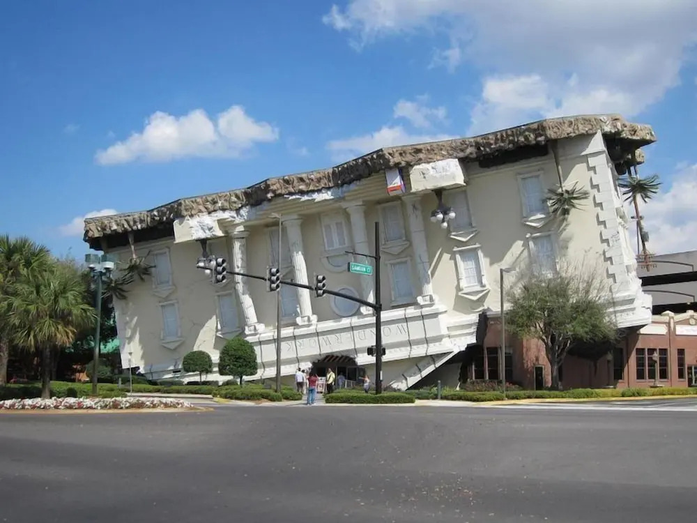 5 Bedroom 4 Bathroom Pool Home in Kissimmee FL