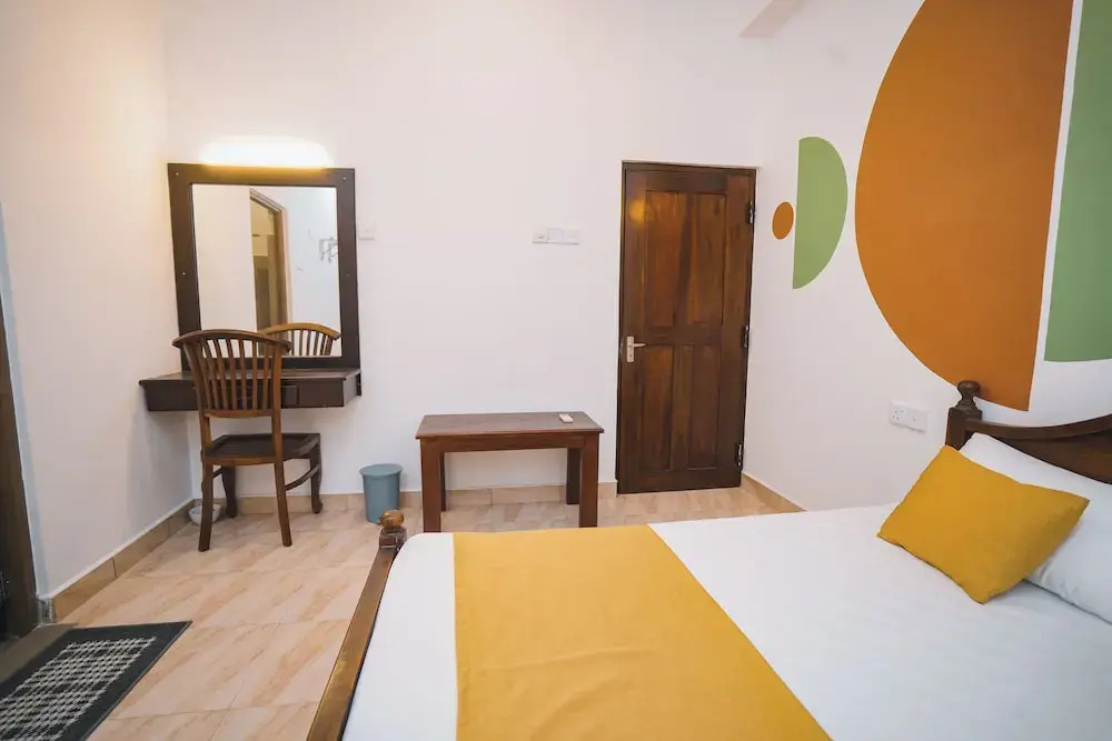 Reluxmee Hotel Anuradapura