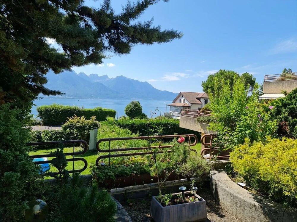 Lovely 3-bed Apartment in Veytaux