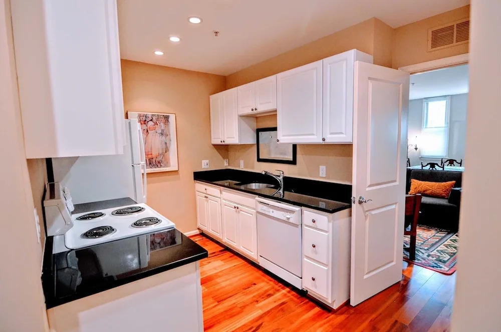 228 7th St Ne 2 Bedroom Apts