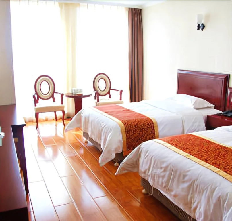 Huayu Xintian Business Hotel