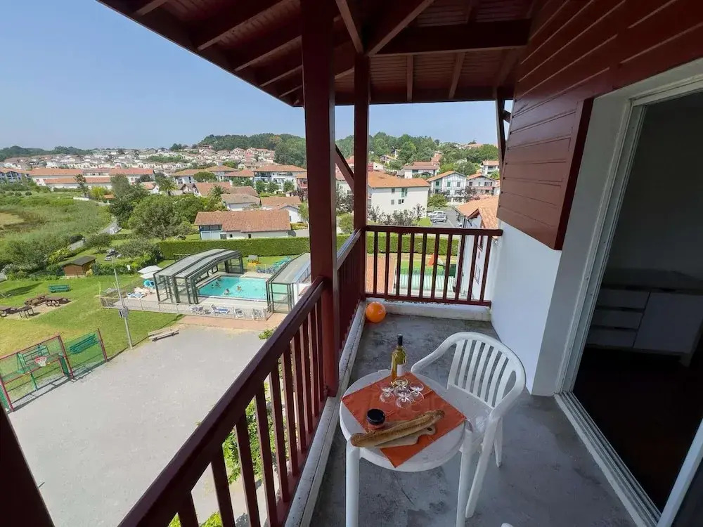 Apartment in Urrugne With Ocean Views