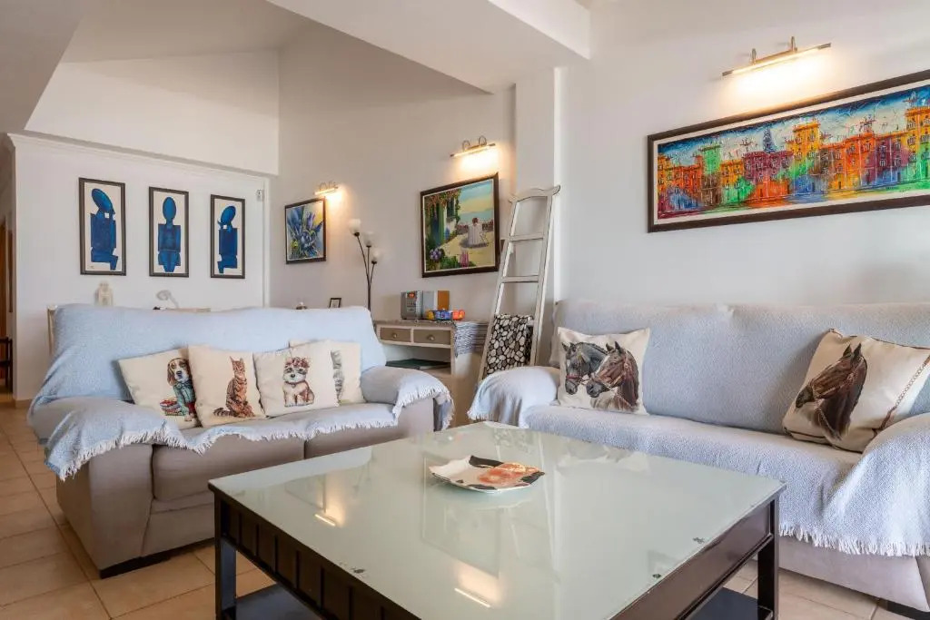 HolidayVilla Marina 2- Beachfront, Wifi , Sea View by Holidayshome