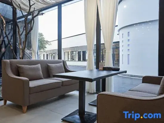 Zeyi Garden Hotel