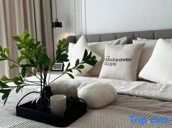 Modern Studio Escape