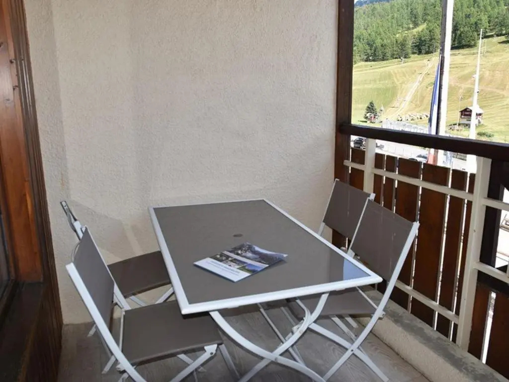 Appartement Montgenèvre, 4 pièces, 8 personnes - FR-1-266-129