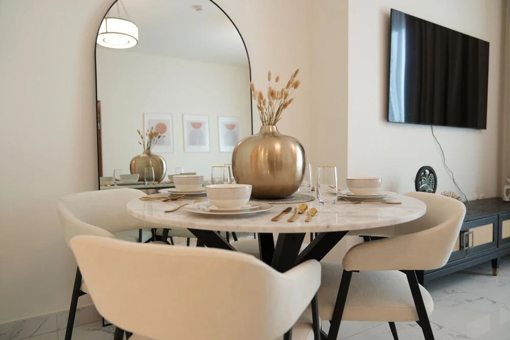 Yogi - Lake-Side Fancy Apartment Near Dubai Mall