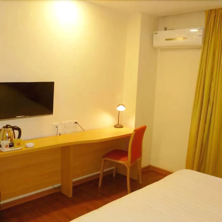 Home Inn Foshan Fenjiang West Road