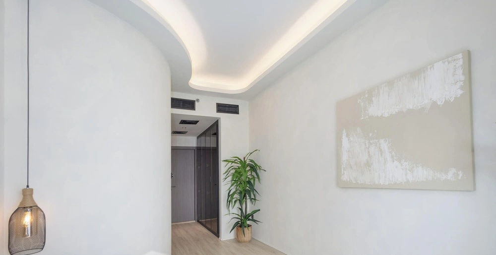 LUX The Dorra Bay Marina View Suite