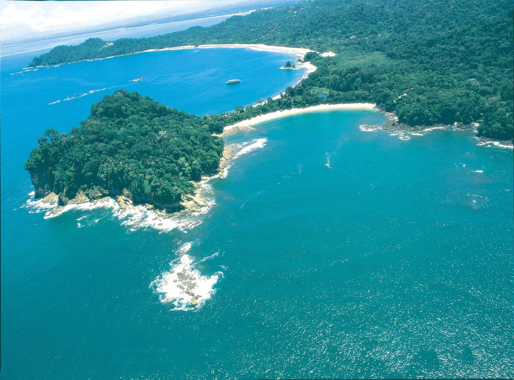 Hotel Verde Mar Direct Beach Access
