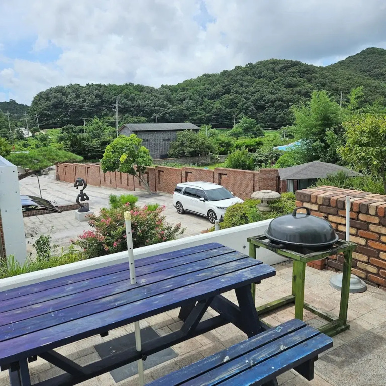 HwiMokArt Resort