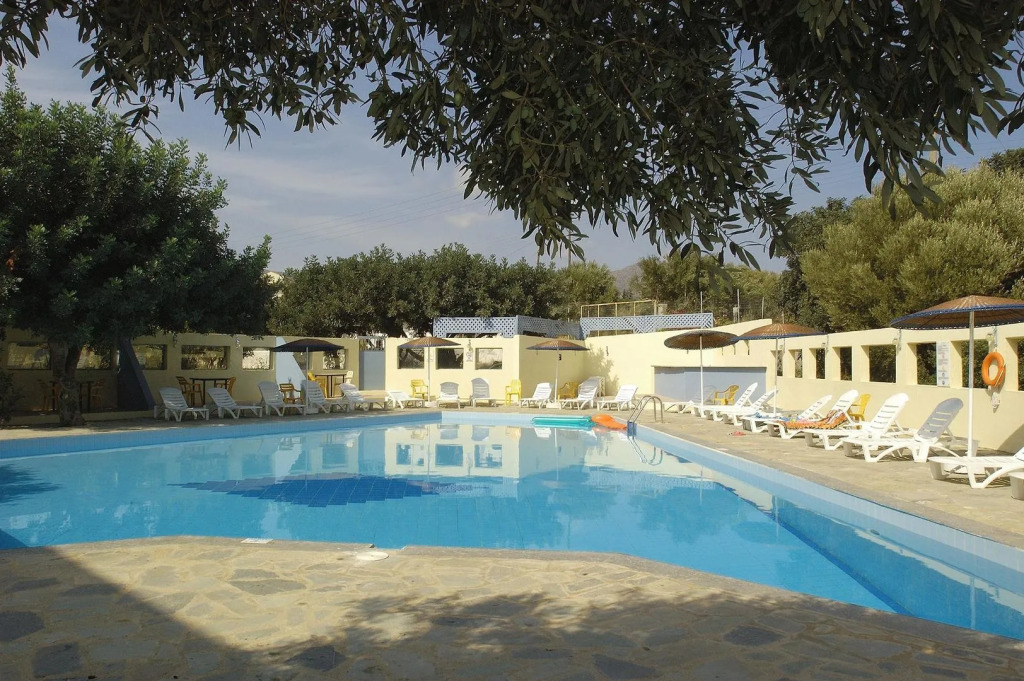 Vasia Ormos Hotel