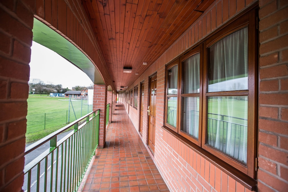 Tollgate Hotel & Leisure