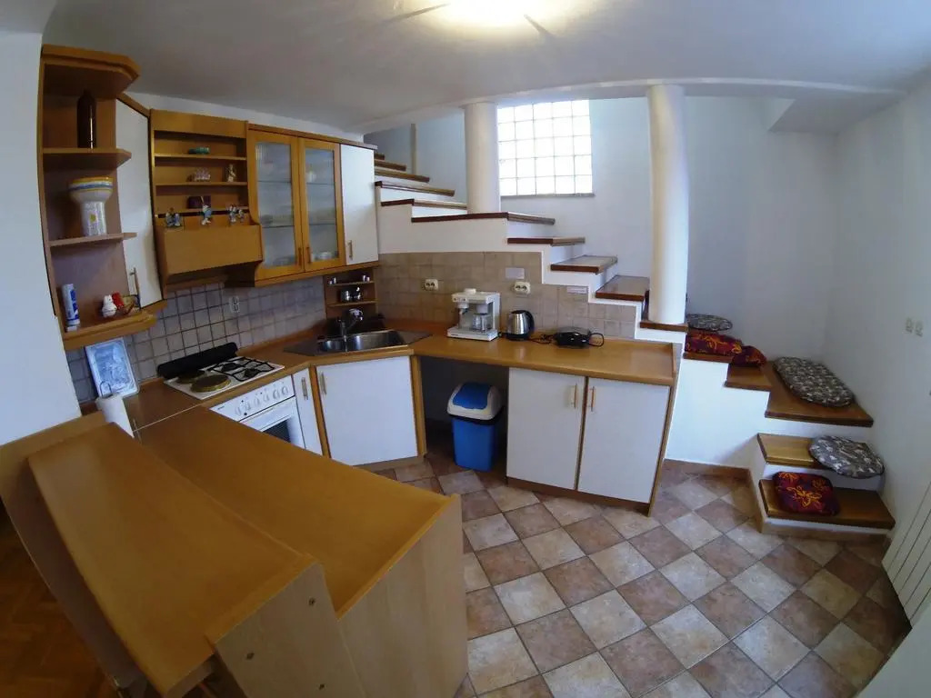 OINA Apartments