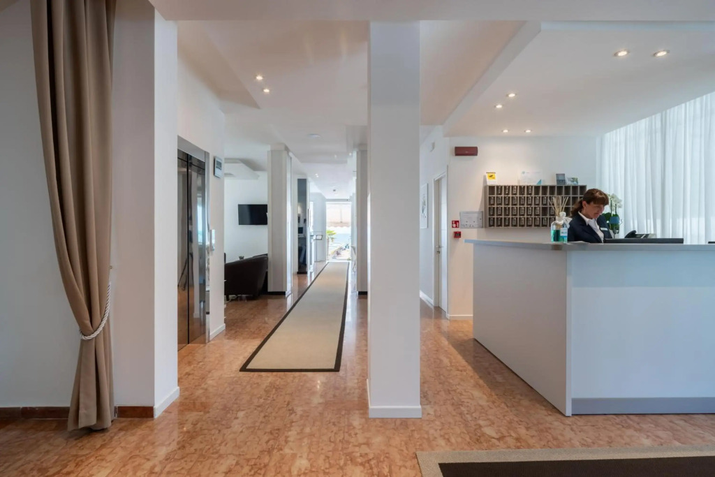Hotel Boston 3 Stelle Superior Frontemare