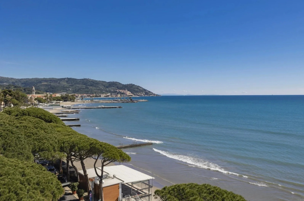 B&B HOTEL Diano Marina Palace