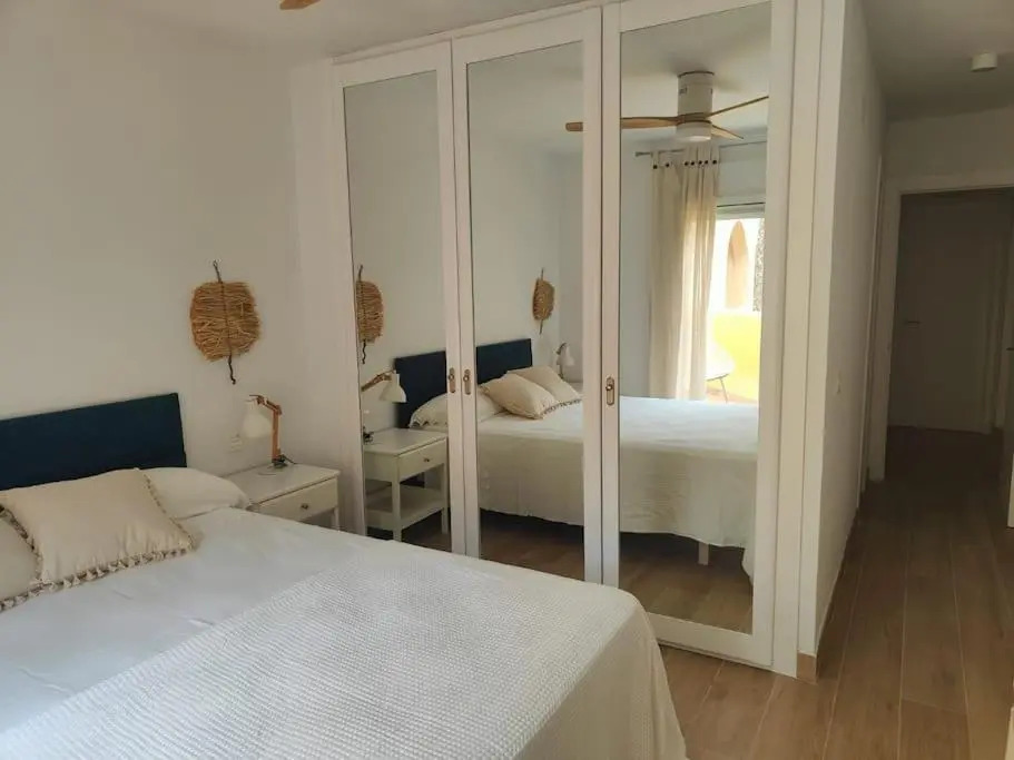 Apartamento reformado en Urb. Jardines de Zahara