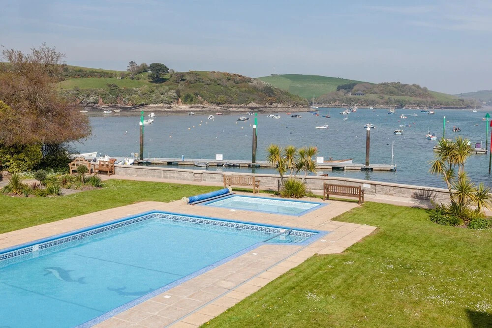1 the Salcombe