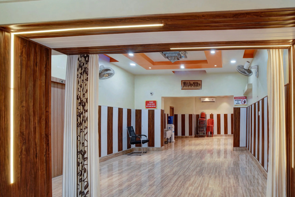 Super Hotel O Om Shriyam Banquet And Heritage