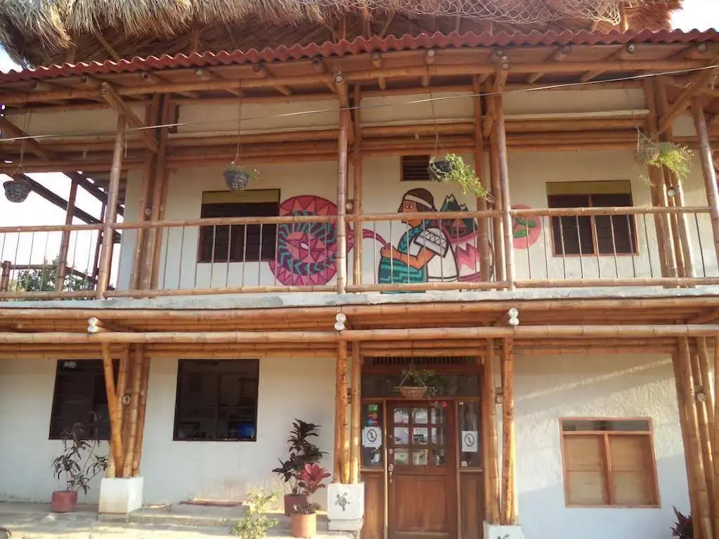 La Tortuga Hostel