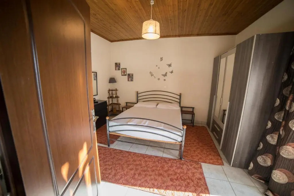 Ira's House