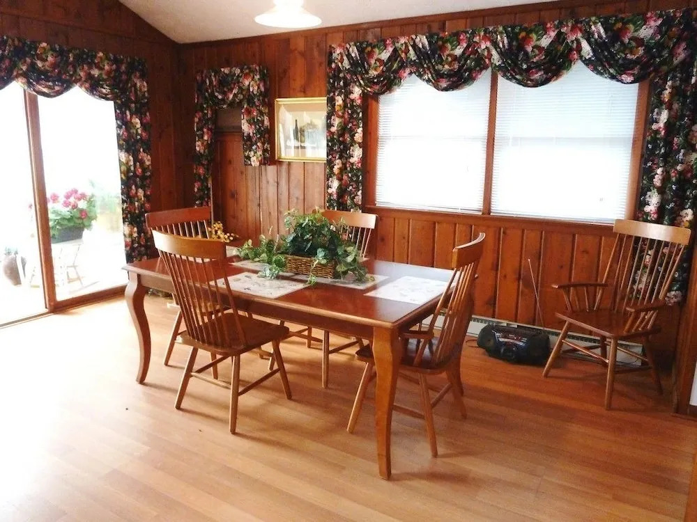 Mountain_top_chalet