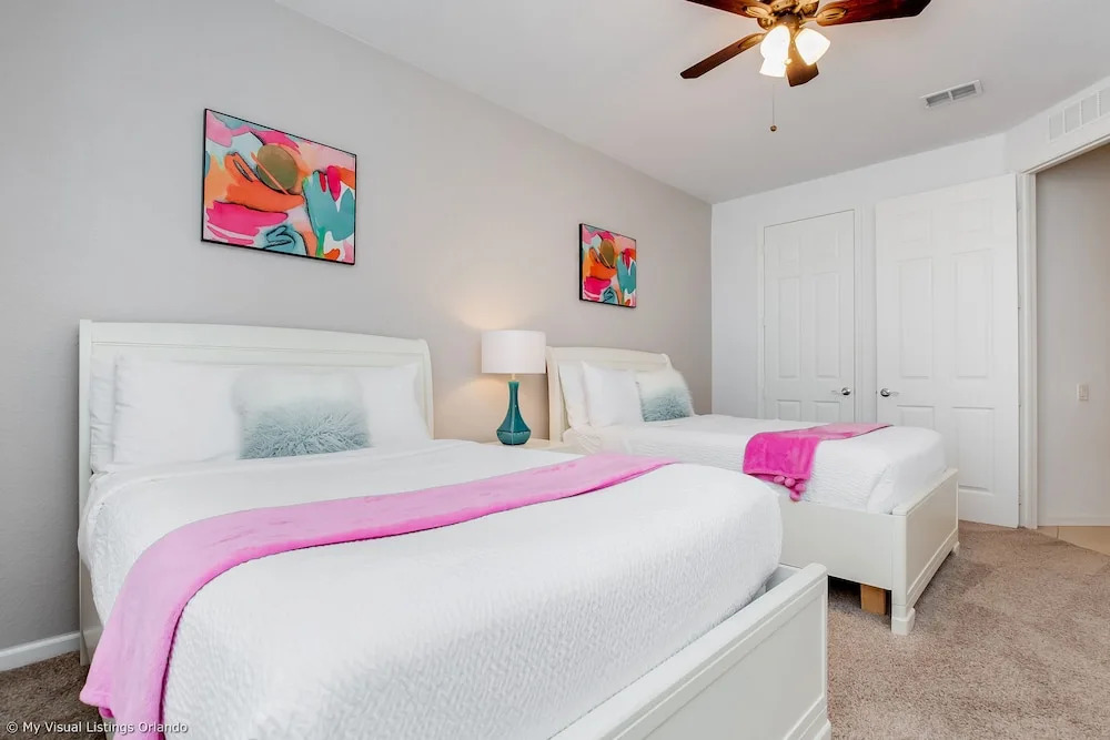 Spacious 3bd/2ba Home With Balcony - Close to Universal and Convention Center! 3vc305