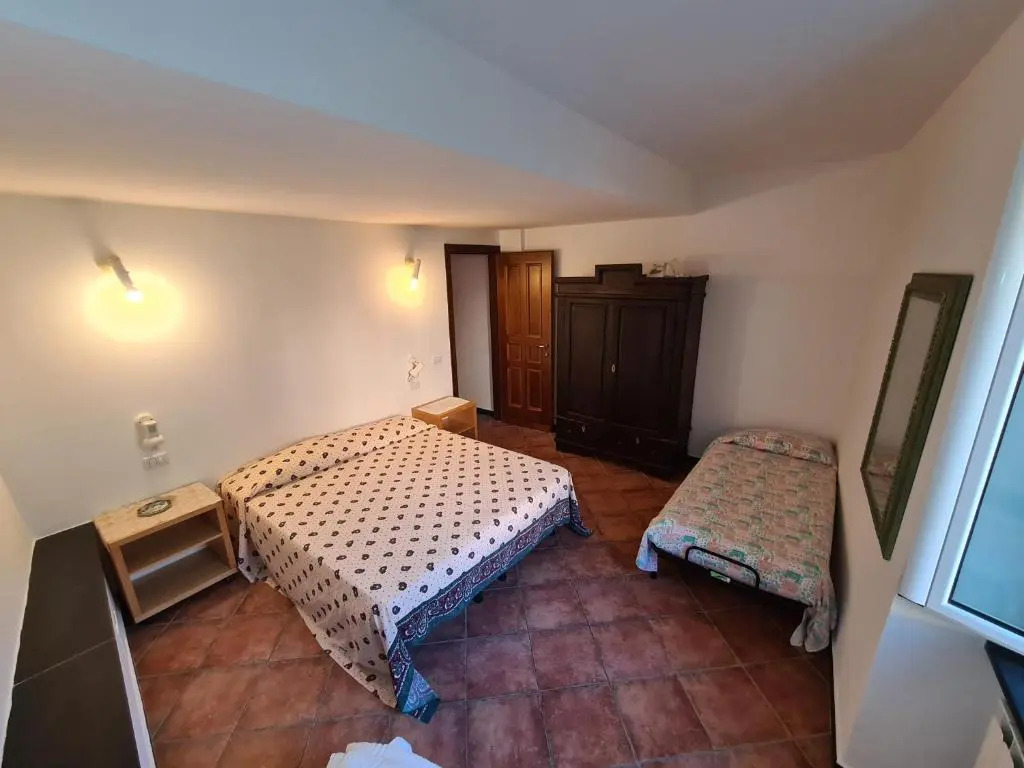 La GEMMA di Monterosso, In Centro vicino al mare