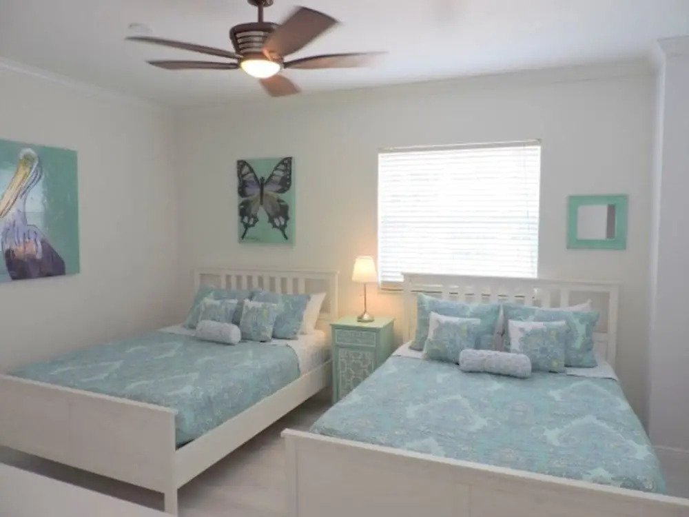 Windwood Beachside 303 on Hollywood Beach 3/2 for 8 Pool
