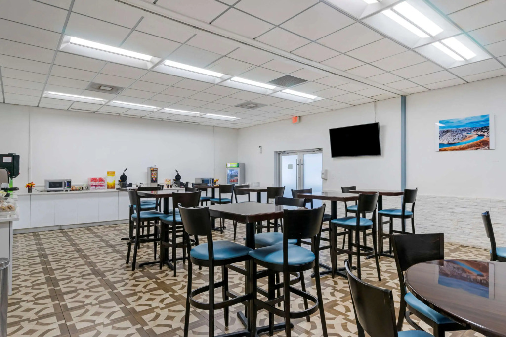 Quality Inn and Conference Center Tampa-Brandon