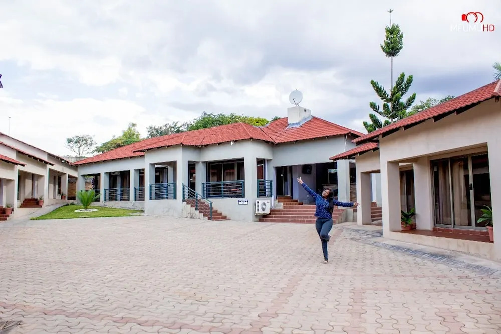 Rose Villa Lodge