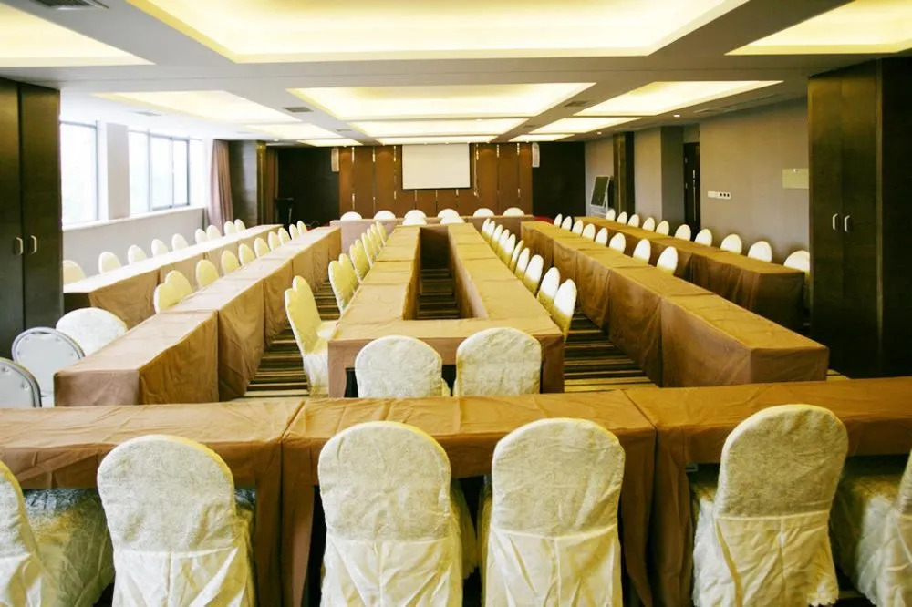 Chengdu Ruiting Zhudao Hotel