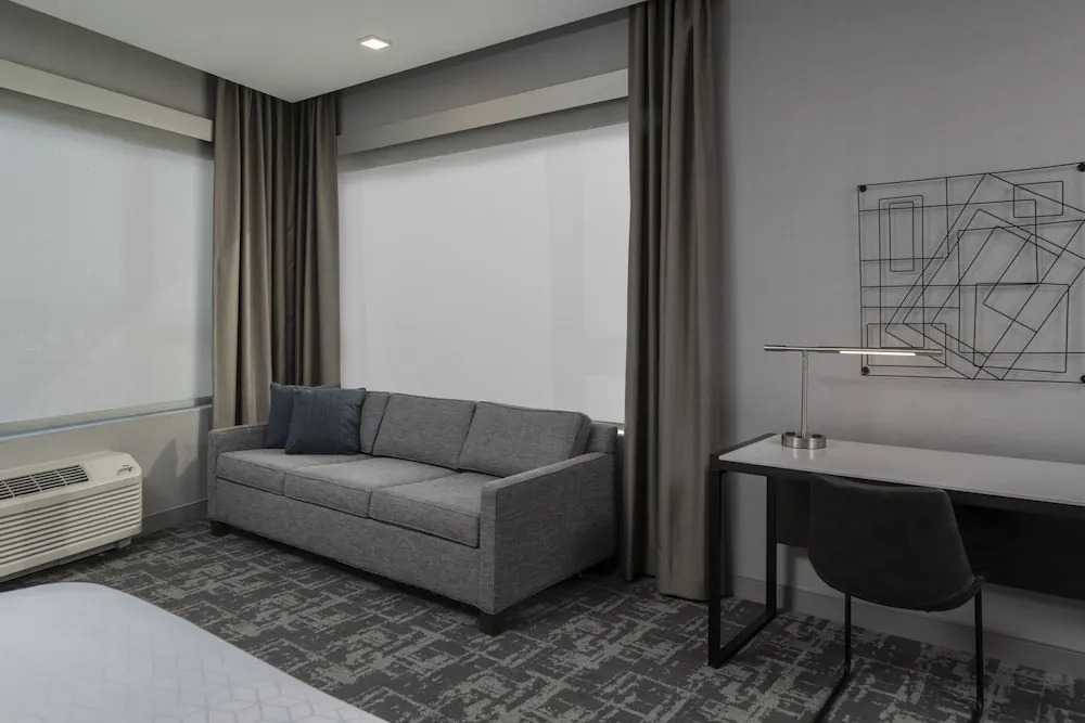 Staybridge Suites - Boston Logan Airport - Revere by IHG