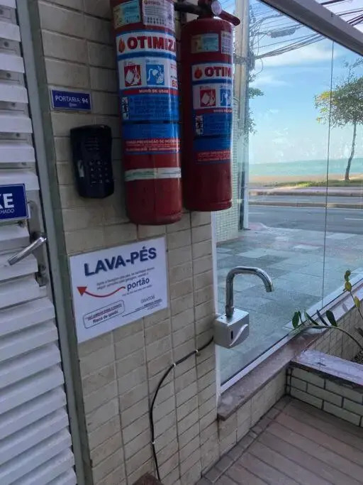 TOP DA PRAIA - 2qts, ar cond, WIFI, cozinha, garagem , completo