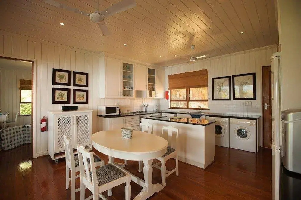 South Point Villas Cerf Island