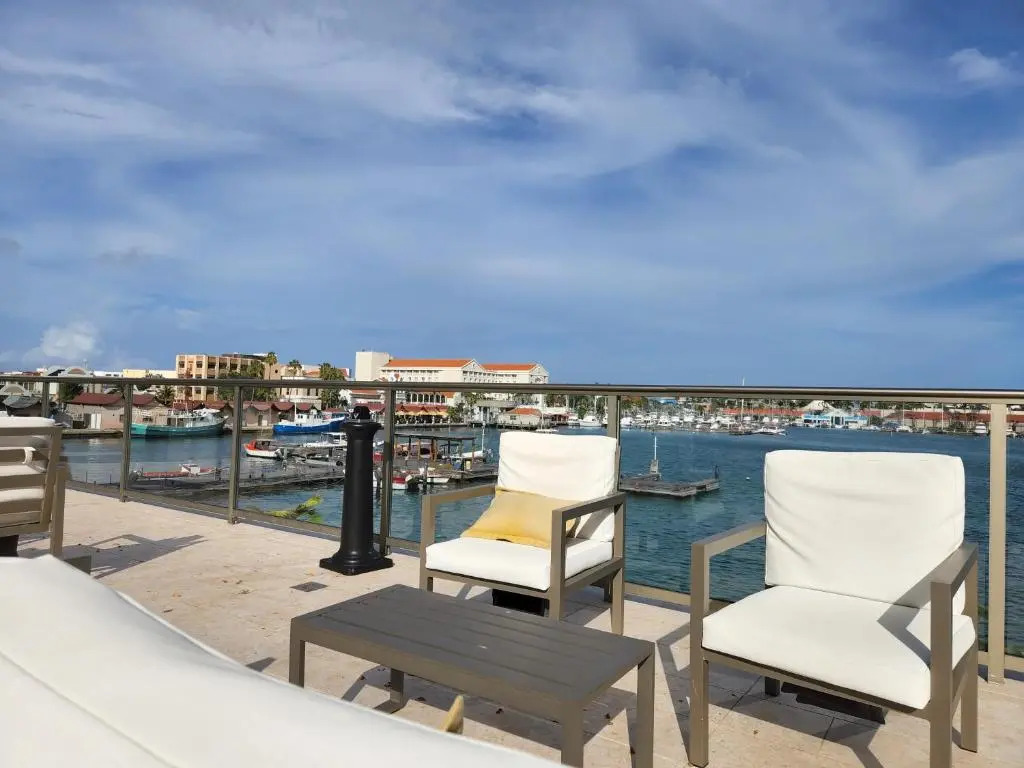 ARUBA DREAM GETAWAY 2BR/2BT OCEAN & POOL VIEW