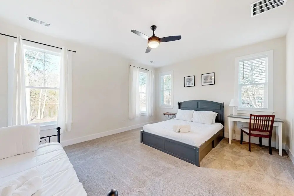 3BR Riverfront Home w/ Kayaks & Game Room