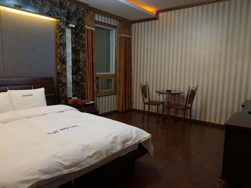 Xi Motel