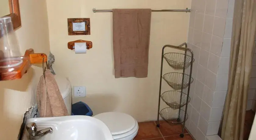 Kosi Moon Bed and Breakfast