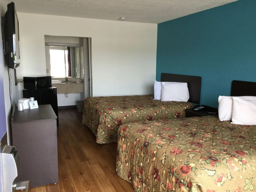 Oyo Hotel St. Louis Lambert Airport