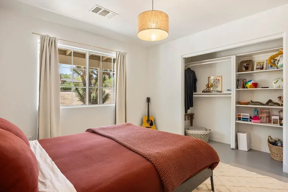 Bonanza In The Desert - Pool, Hot Tub, Grill 3 Bedroom Home by RedAwning