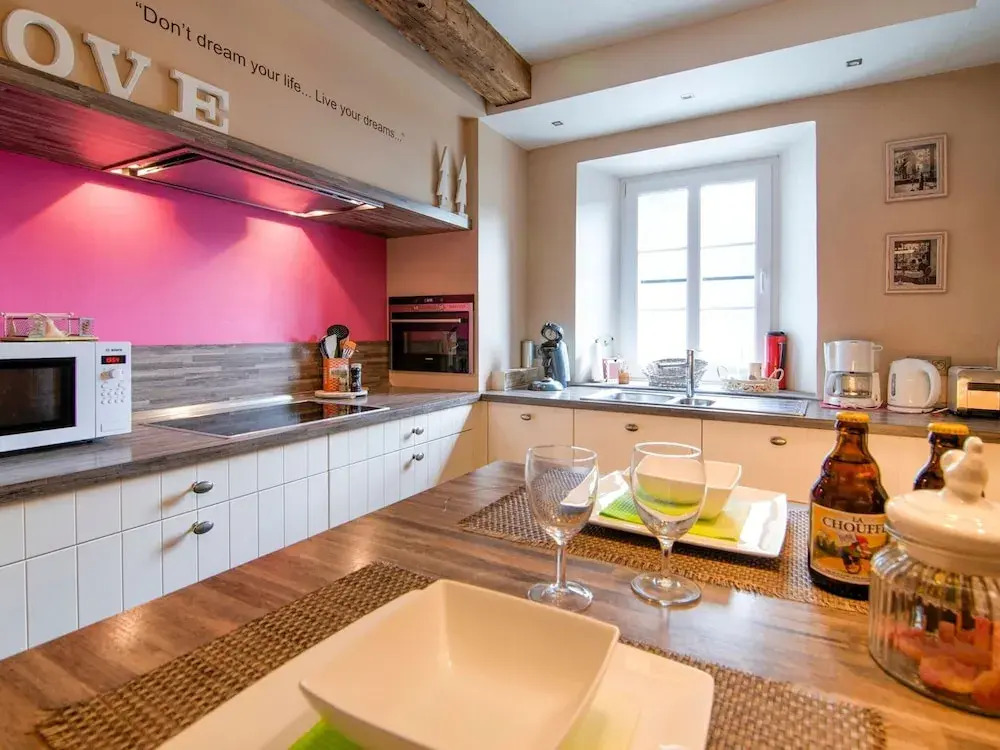Traditional Cottage with private terrace