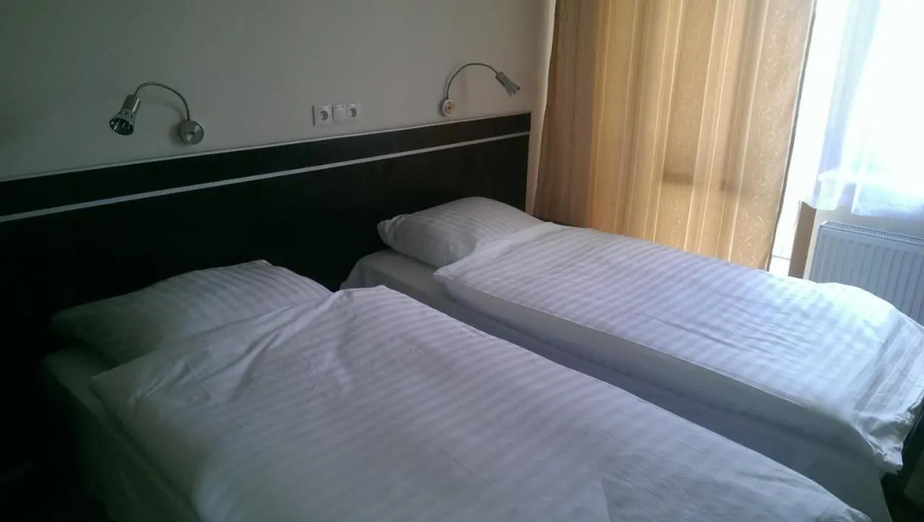 Hotel E7