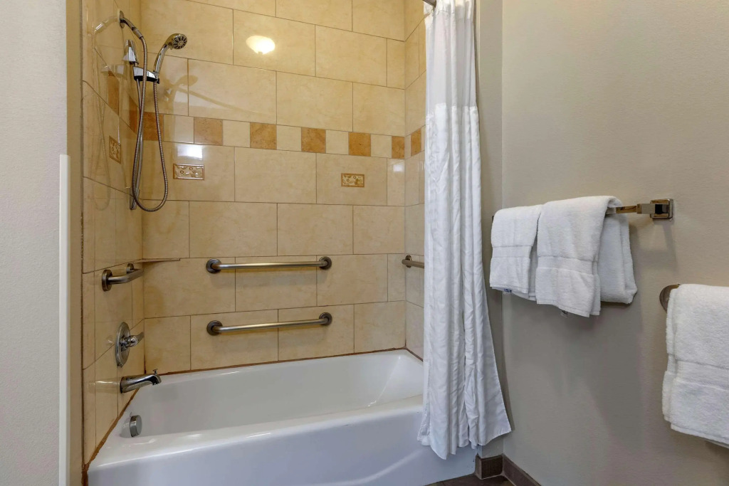 Comfort Suites Plano - Dallas North