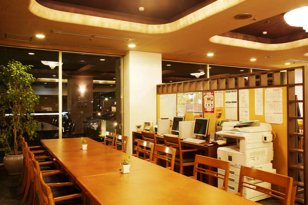 Sunsky Hotel