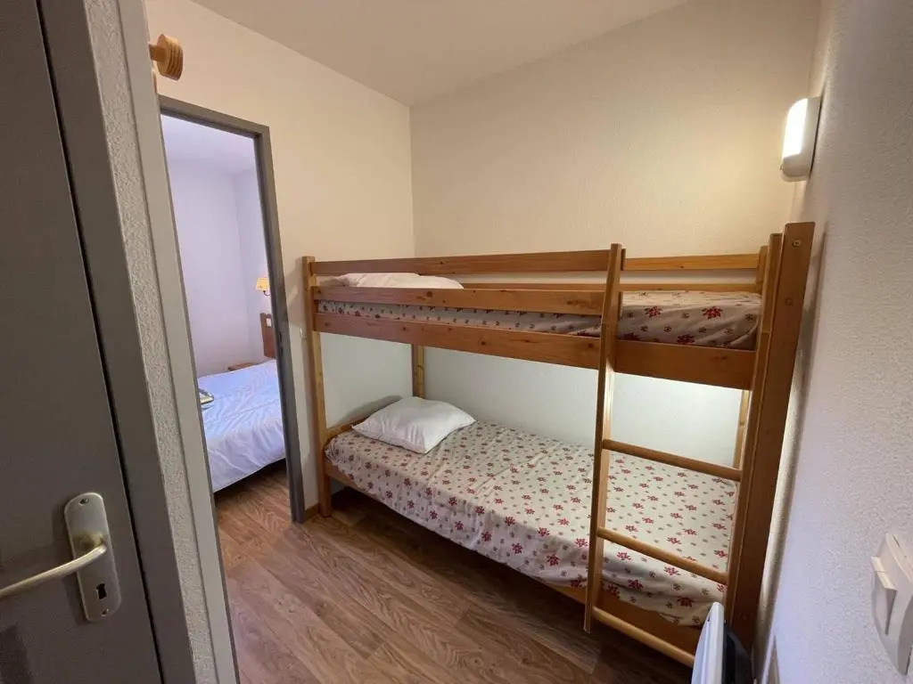 Appartement Puy-Saint-Vincent, 2 pièces, 6 personnes - FR-1-330G-133