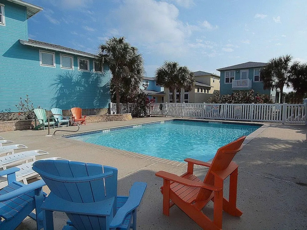 Isle Be Back Vw32 3 Bedrooms 3.5 Bathrooms Home