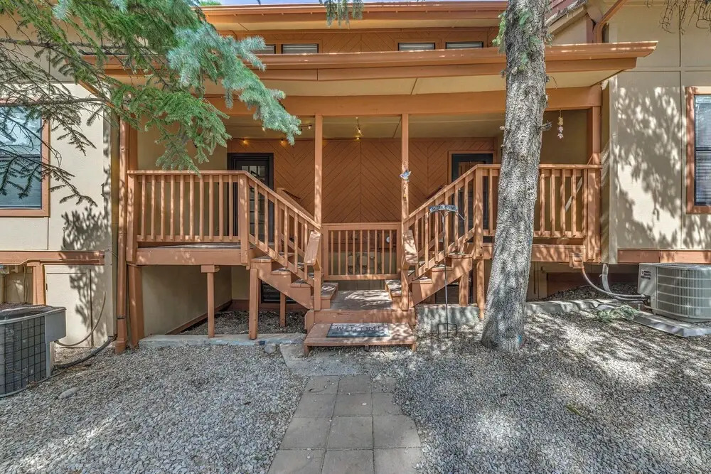 Spacious Ruidoso Retreat w/ Hot Tub & 2 Kitchens!
