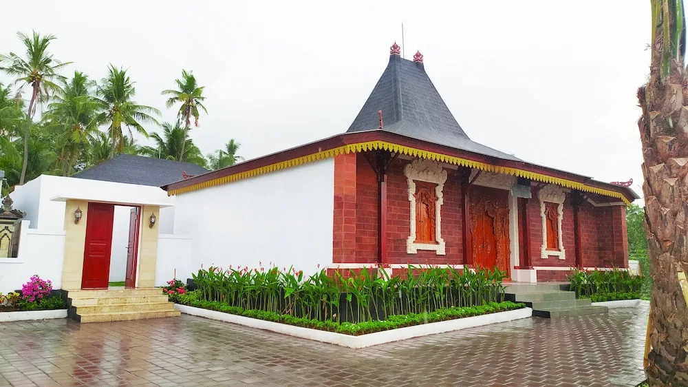 Puri Lovina